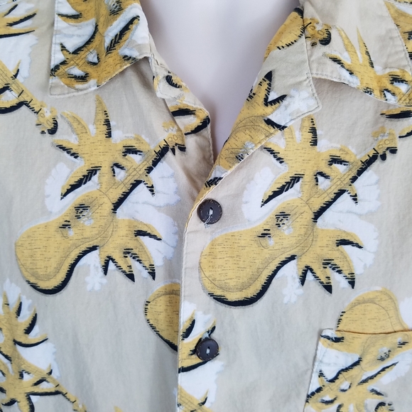 Pacific Scene Hawaiian Shirt Ukeleles Palm Trees - Picture 4 of 6